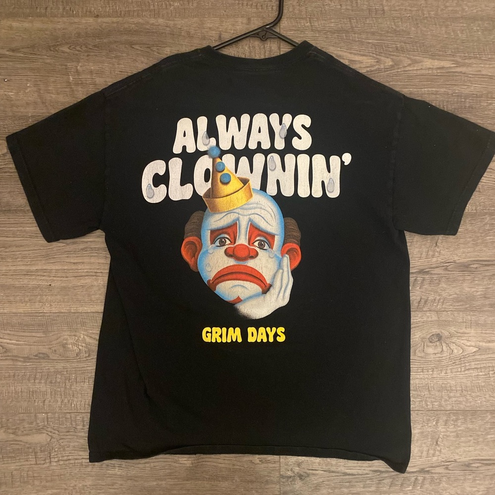 Grim Days men’s M tshirt